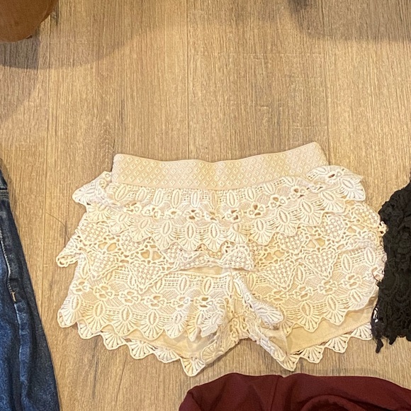 worn for a few years - Picture 2 of 2